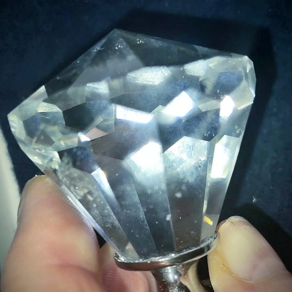 Diamond Head Clear Doorknob - Picture 4 of 11